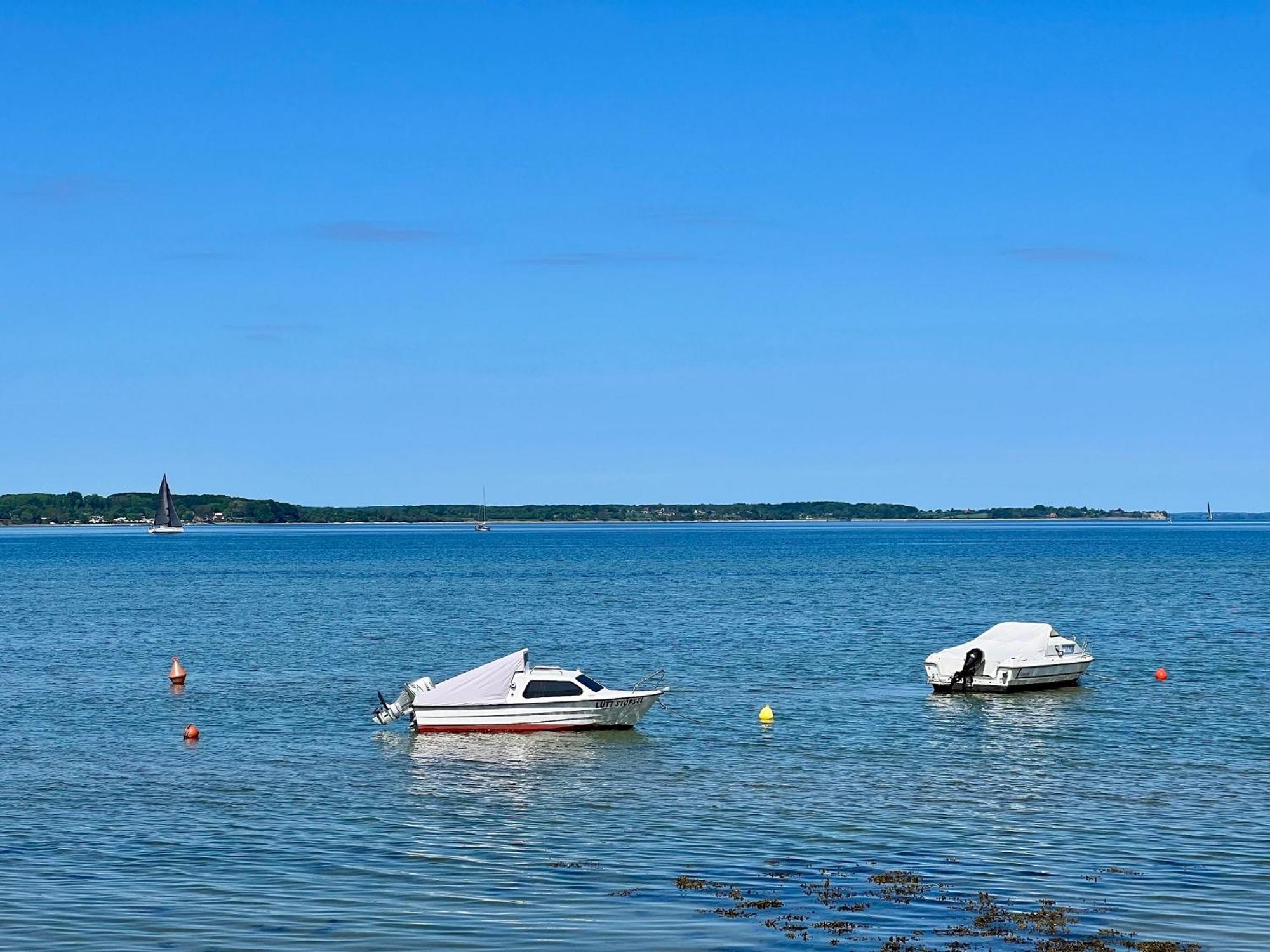 Urlaub Mit Ostseeblick, Schwimmbad, Sauna & Direkte Strandlage Kronsgaard 外观 照片