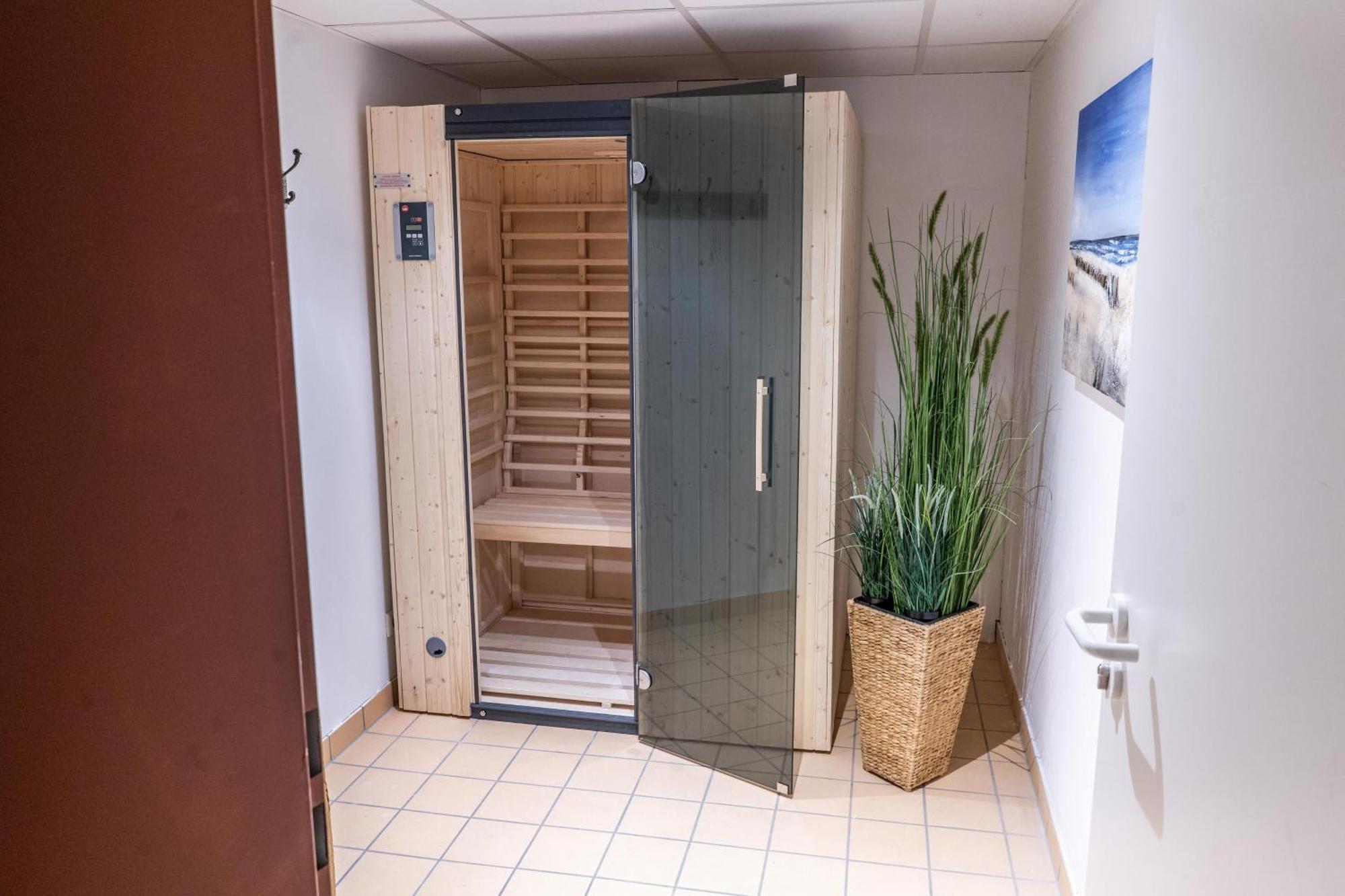 Urlaub Mit Ostseeblick, Schwimmbad, Sauna & Direkte Strandlage Kronsgaard 外观 照片